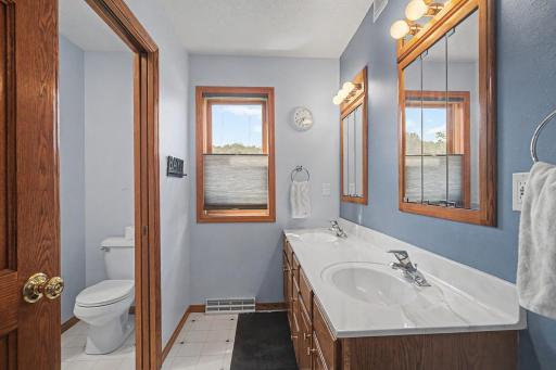37_W7885CountryAve_Bathroom1_1_mls.jpg