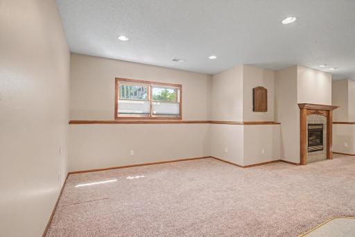 47_W7885CountryAve_FamilyRm3_mls.jpg