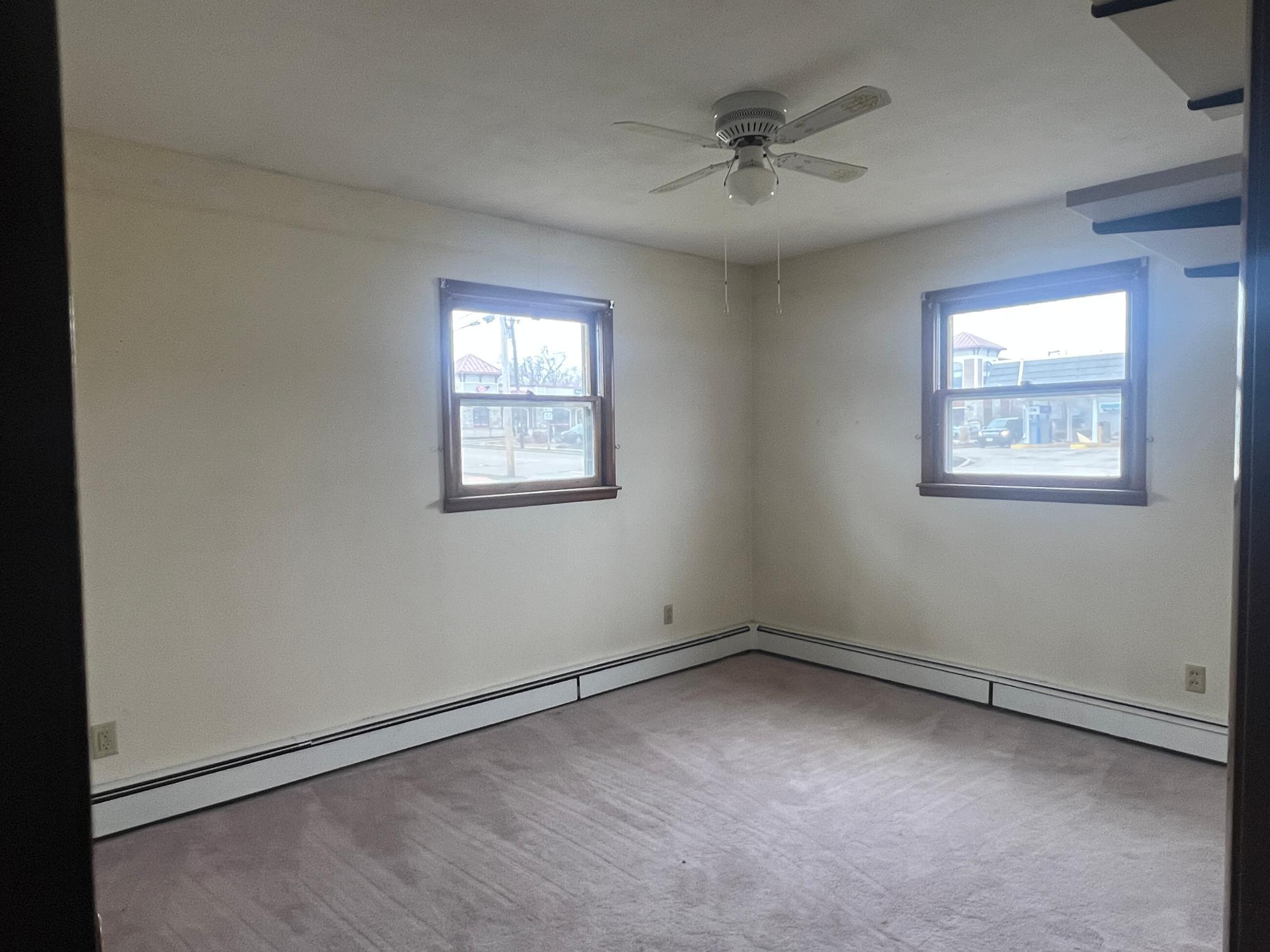 09 bedroom 2.JPG
