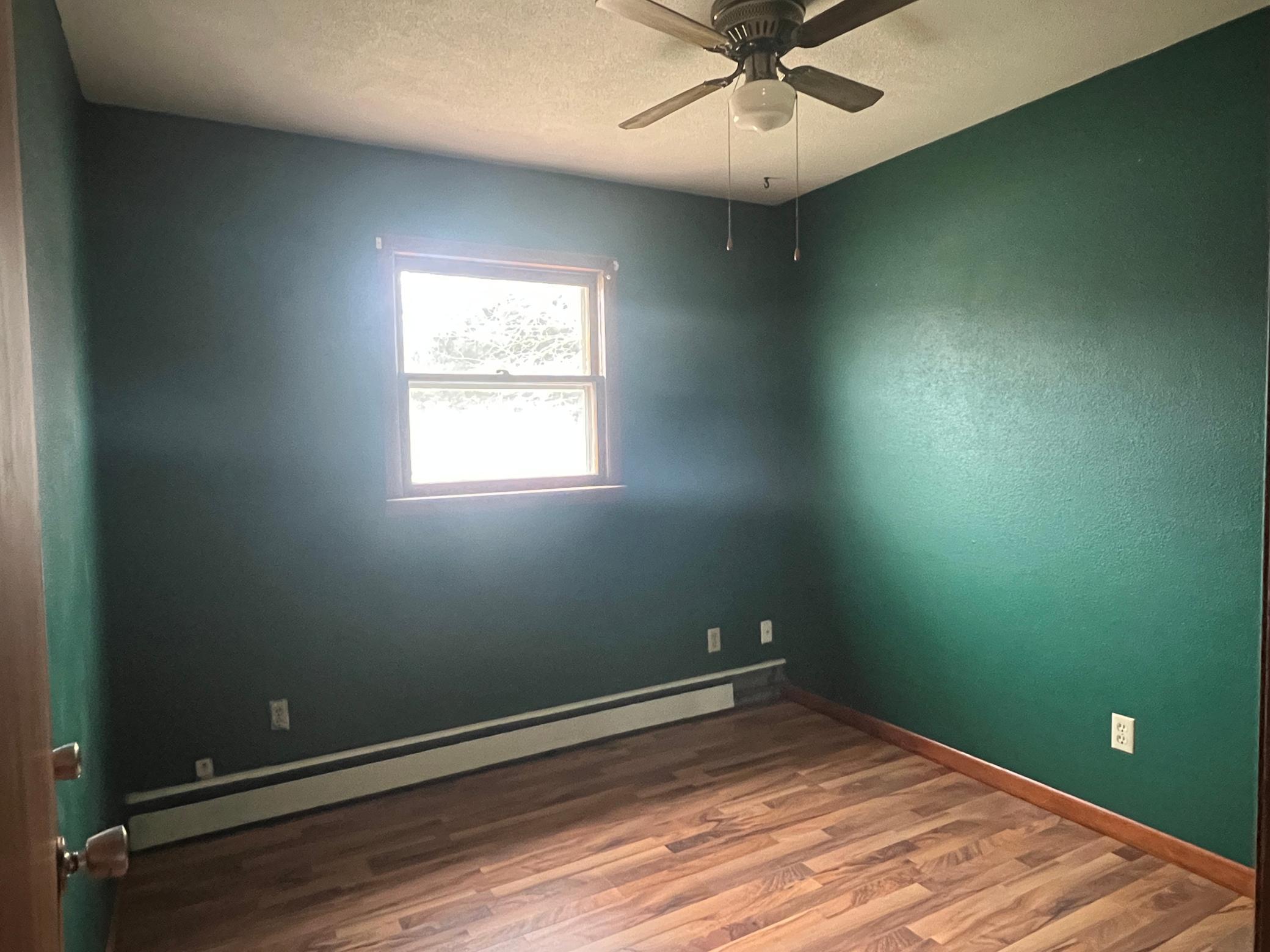 08 bedroom 1.JPG