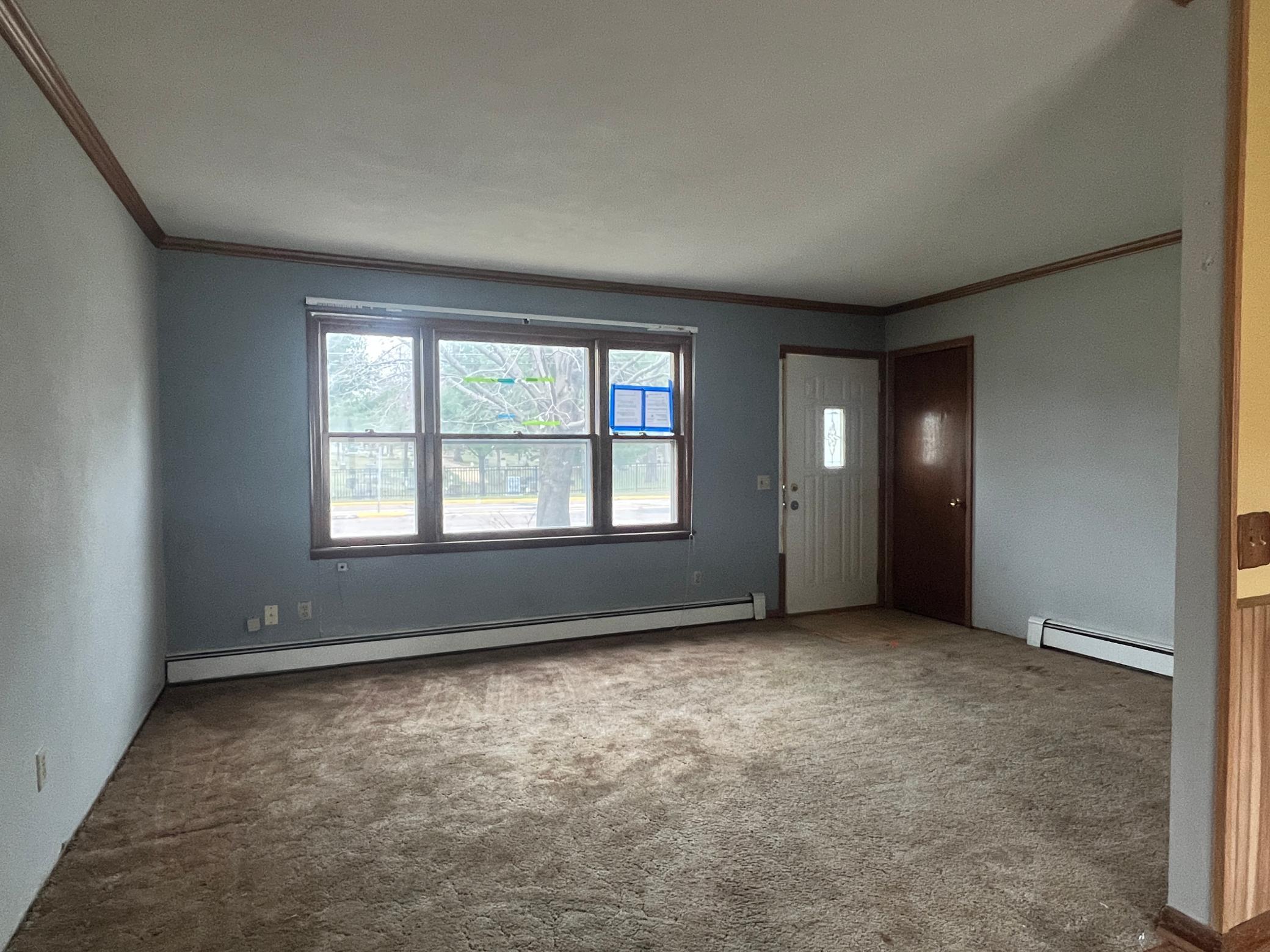 05 living room.JPG
