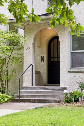 1432 Goodrich Avenue, Saint Paul, MN 55105