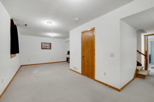 110 2nd Street SW, New Prague, MN 56071