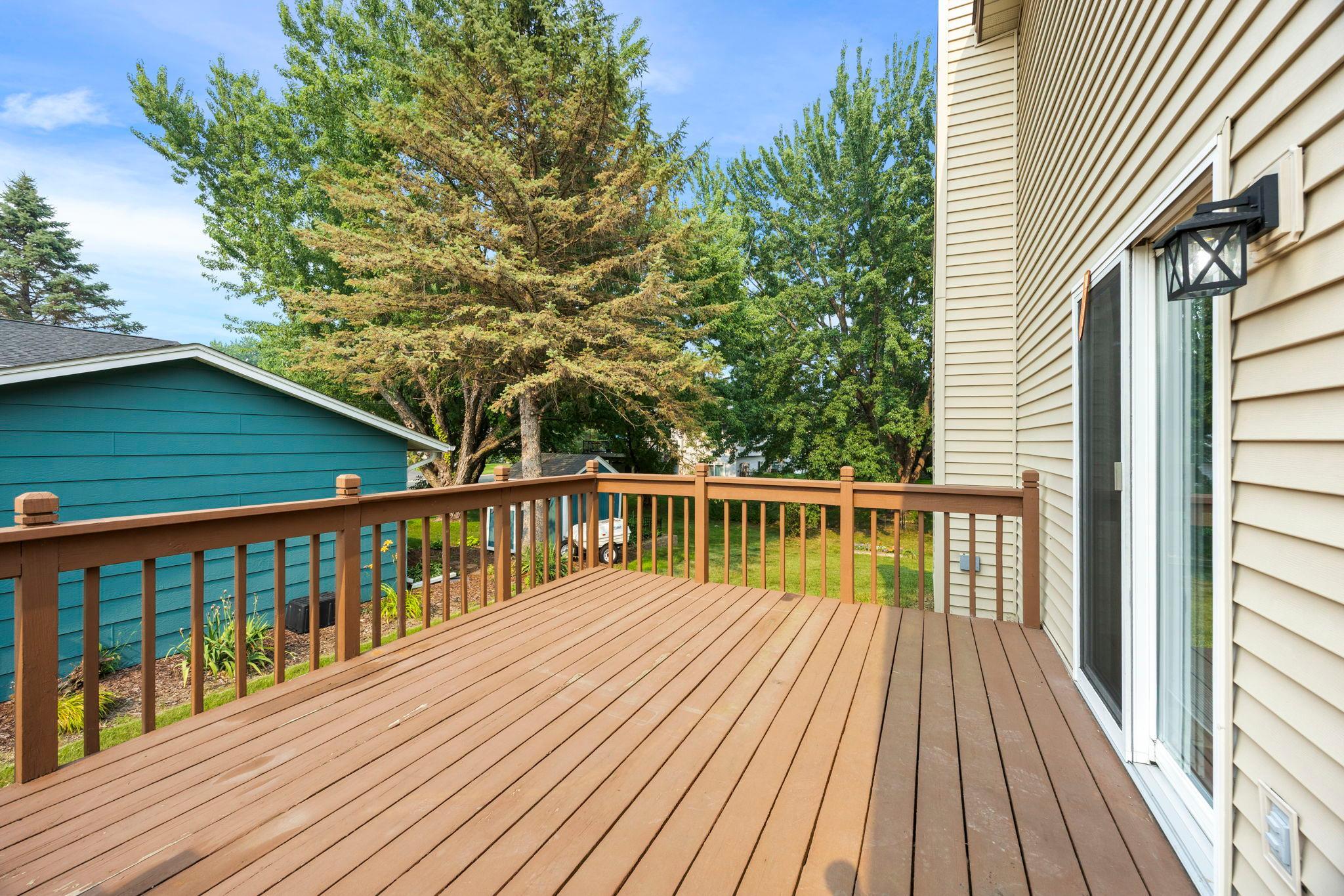 The 15x12 deck is perfect for indoor-outdoor entertaining.