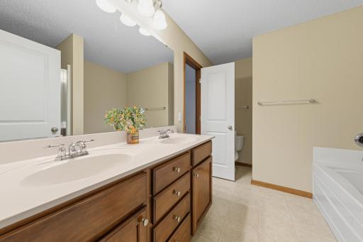 36_30 bathroom.jpg