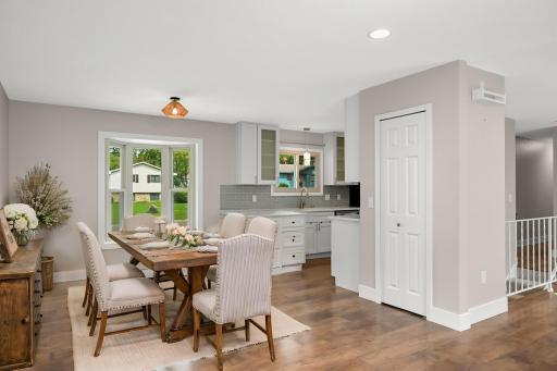 13712 E Wellington Crescent, Burnsville, MN 55337