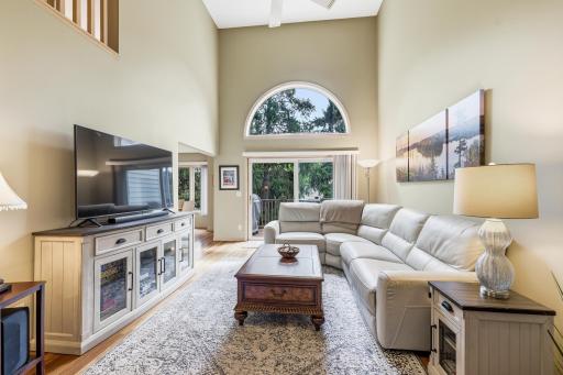 7096 Cahill Road, Edina, MN 55439