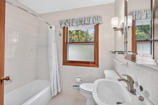 3617 Boone Avenue N, New Hope, MN 55427