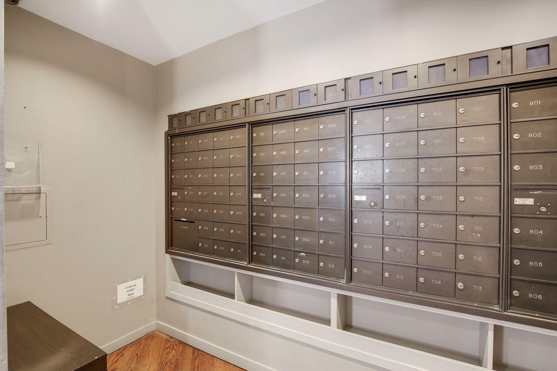 Mail room in lobby, and there is also a secure package room in the lobby not pictured