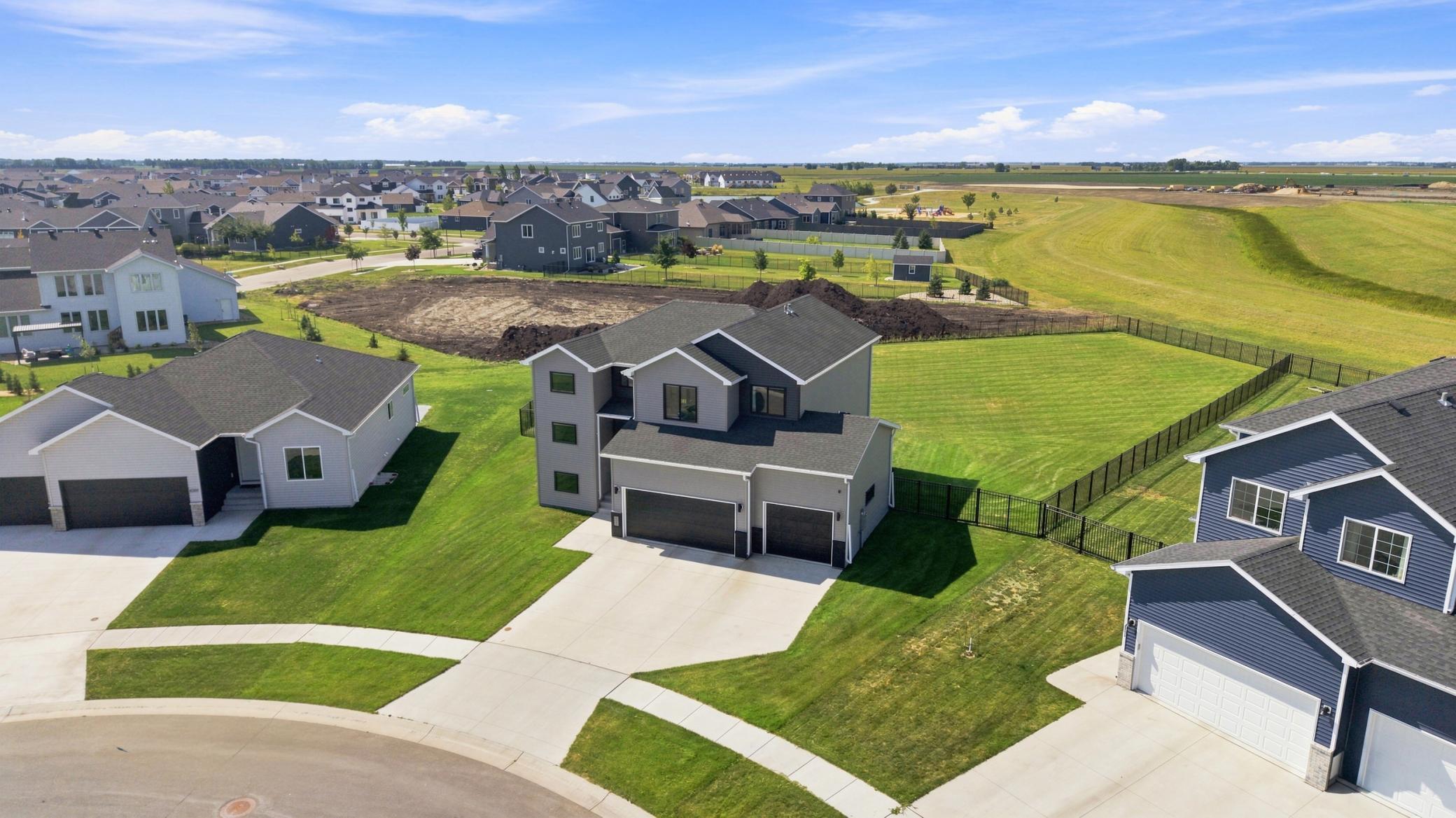 Property photo for 6759 28th Street S, Fargo, ND 58104