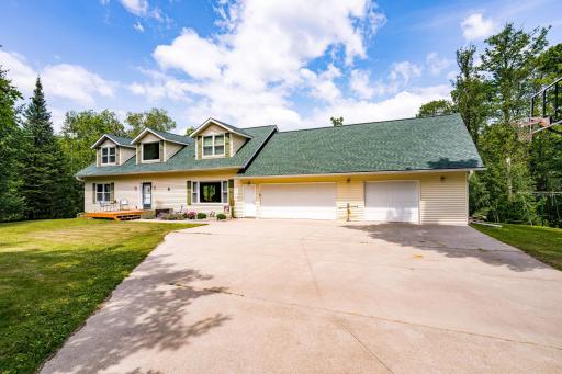 26644 Baich Road, Bovey, MN 55709