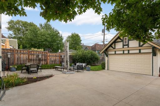 Double garage with additional parking space