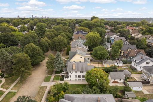 904 Osceola Avenue, Saint Paul, MN 55105
