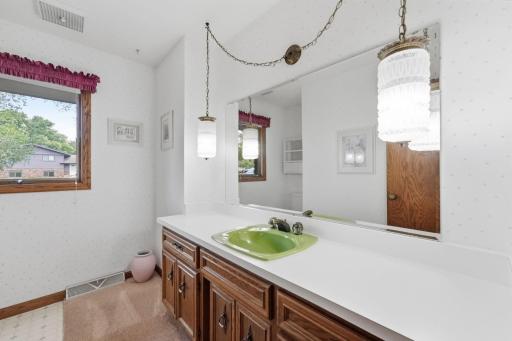 1777 Wildwood Road, Saint Cloud, MN 56303