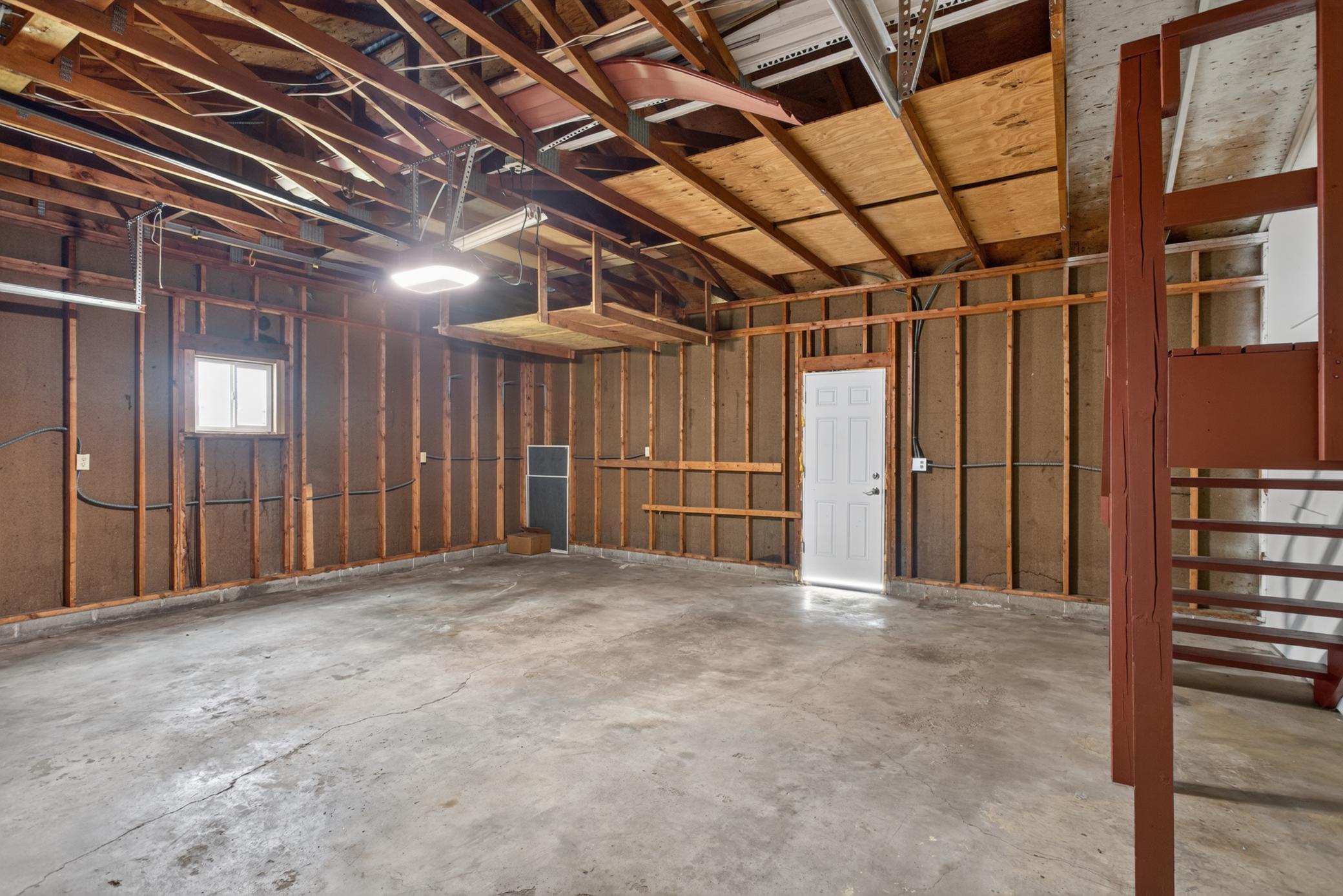 Attached Garage