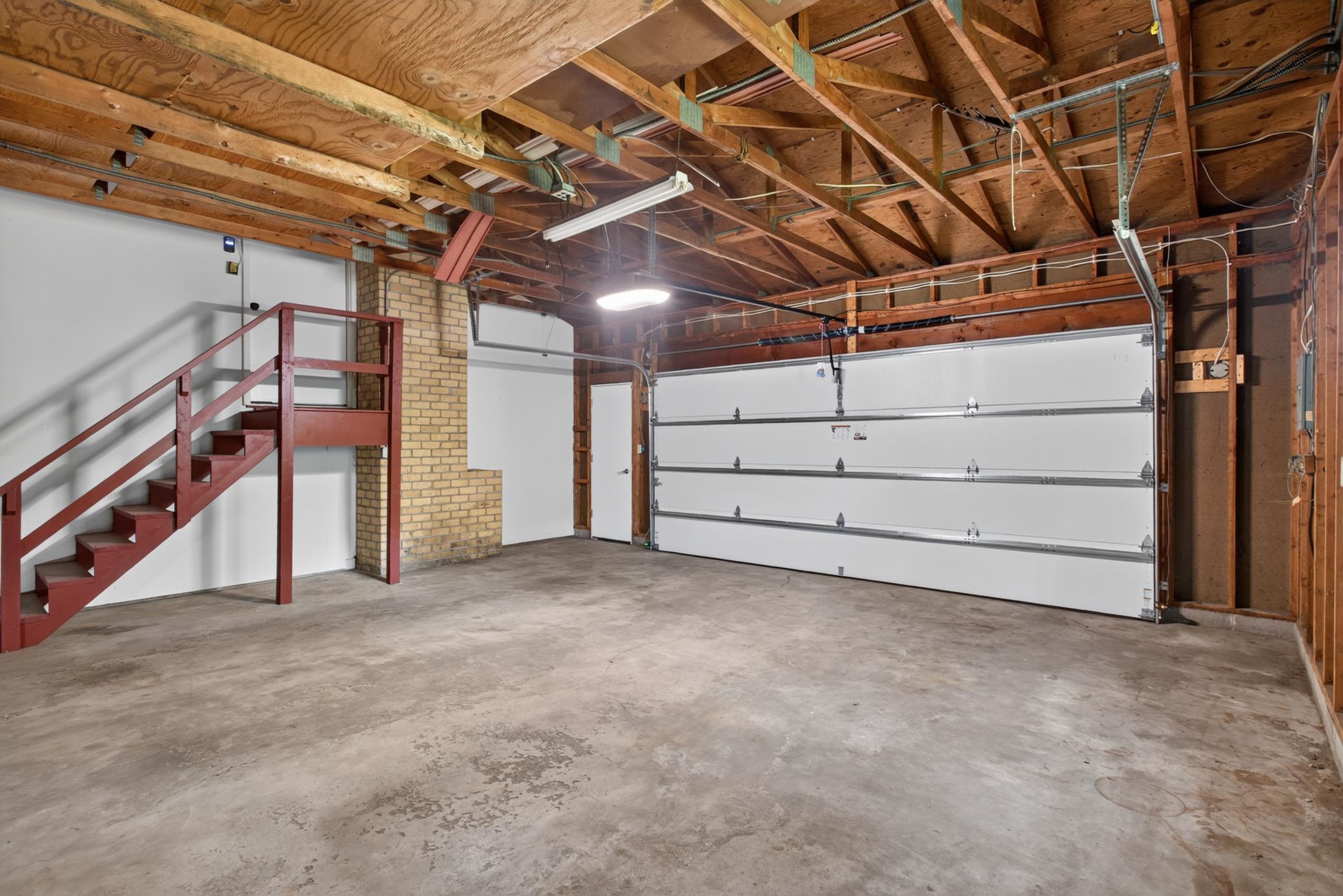 Attached Garage