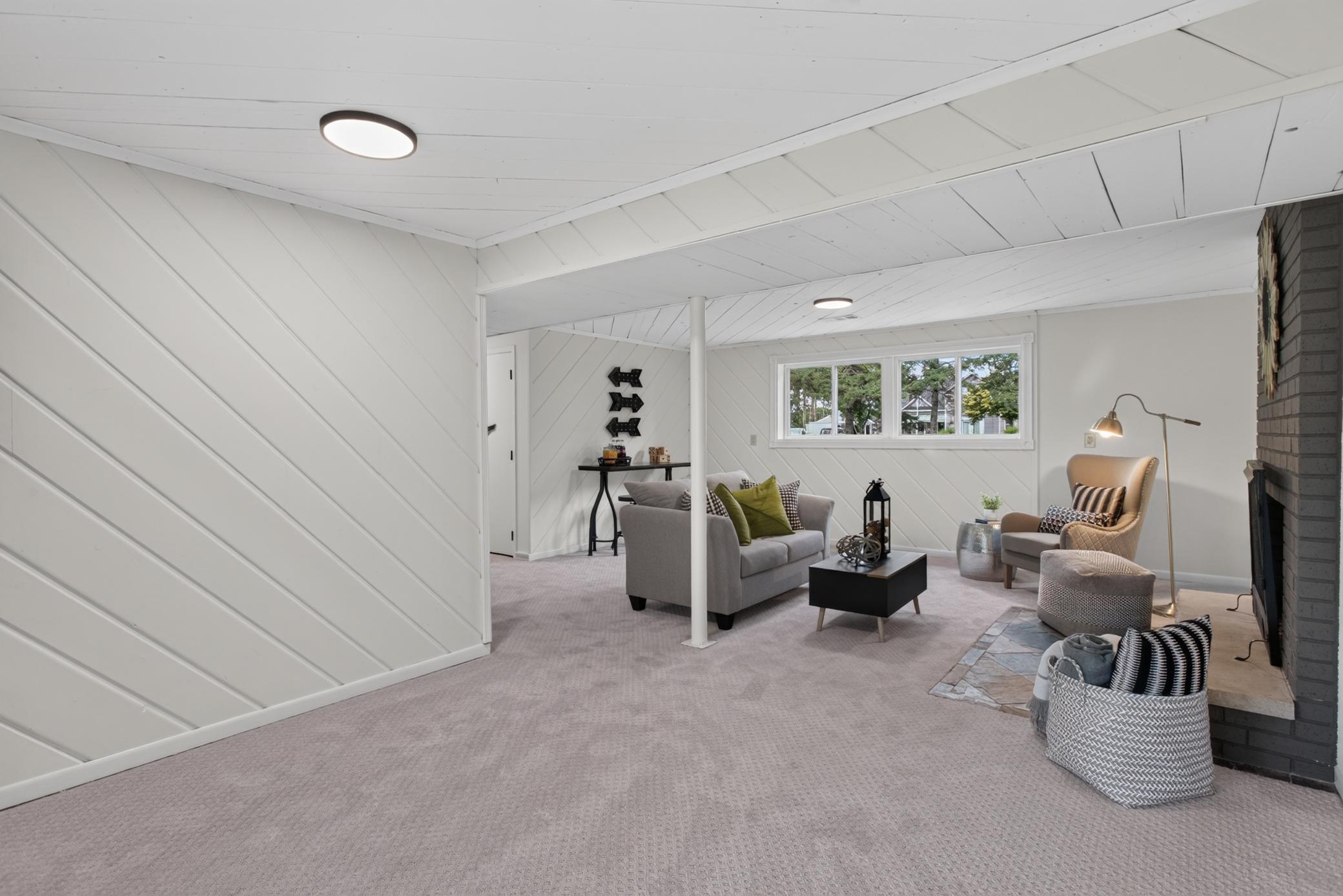 Lower Level Recreation Room