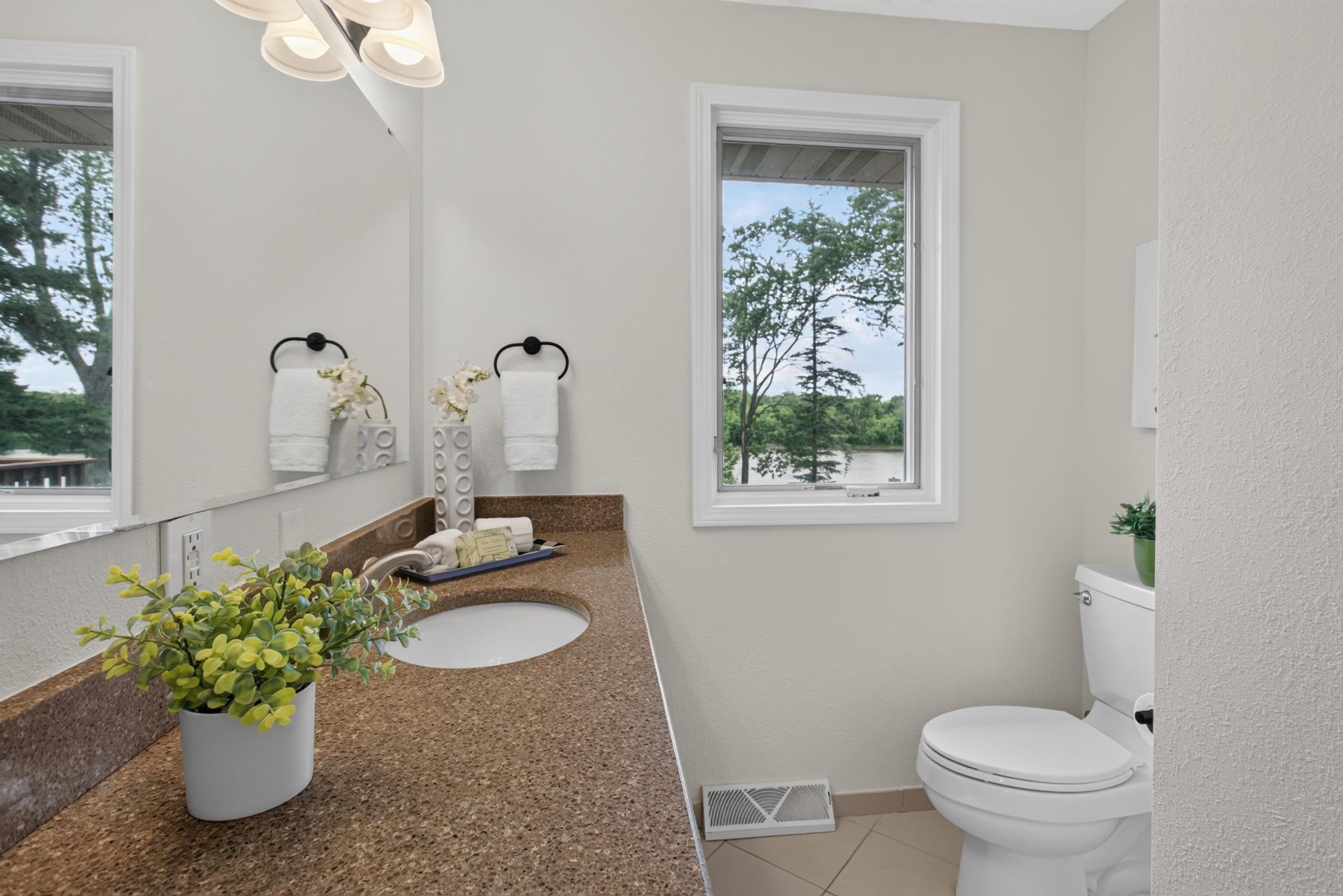 Main Floor 1/2 Bathroom