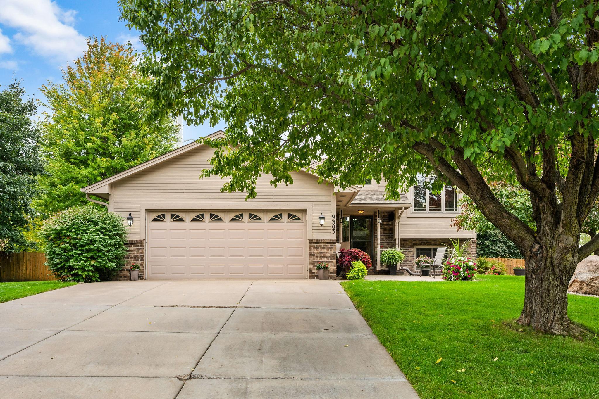 Impeccably maintained and thoughtfully designed for everyday living, this home features seamless indoor-outdoor entertaining spaces and private tree-lined views, all with a prime location minutes to Downtown Minneapolis