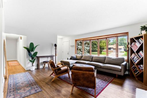 Huge front bayed window brings in sunlight