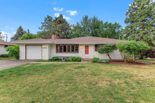 1974 Summer Street, Falcon Heights, MN 55113