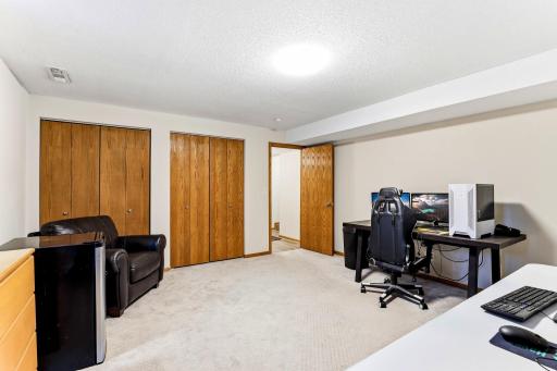 Double closets in 4th BR