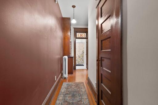 Common wall between apartments is mostly a hallway
