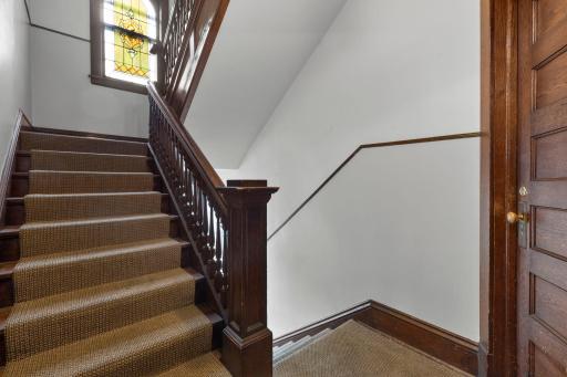 Open front staircase