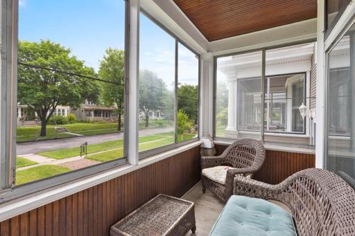 Three season front porch