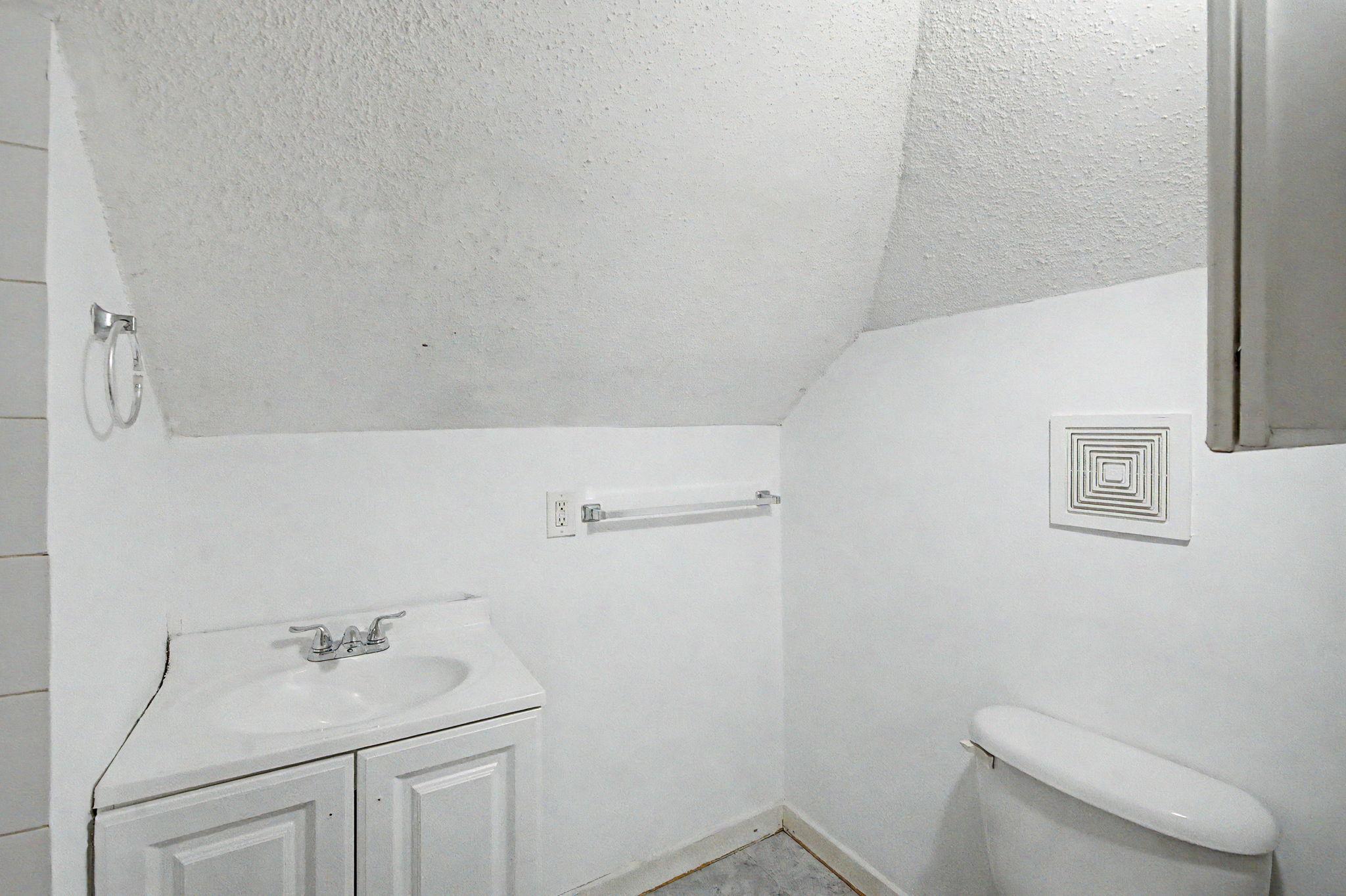 3rd floor bathroom
