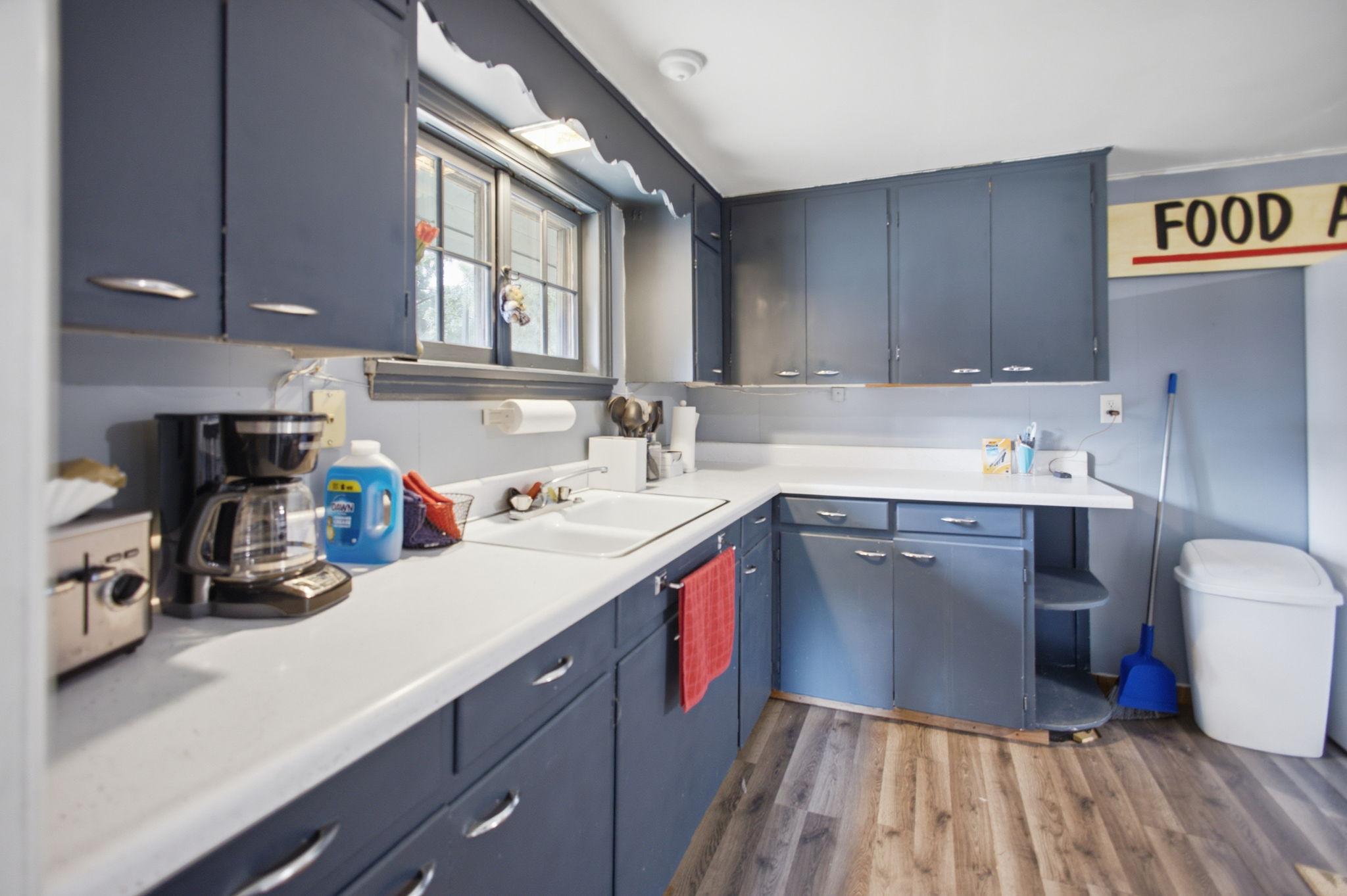 22-web-or-mls-24787-clam-lake-dr.jpg