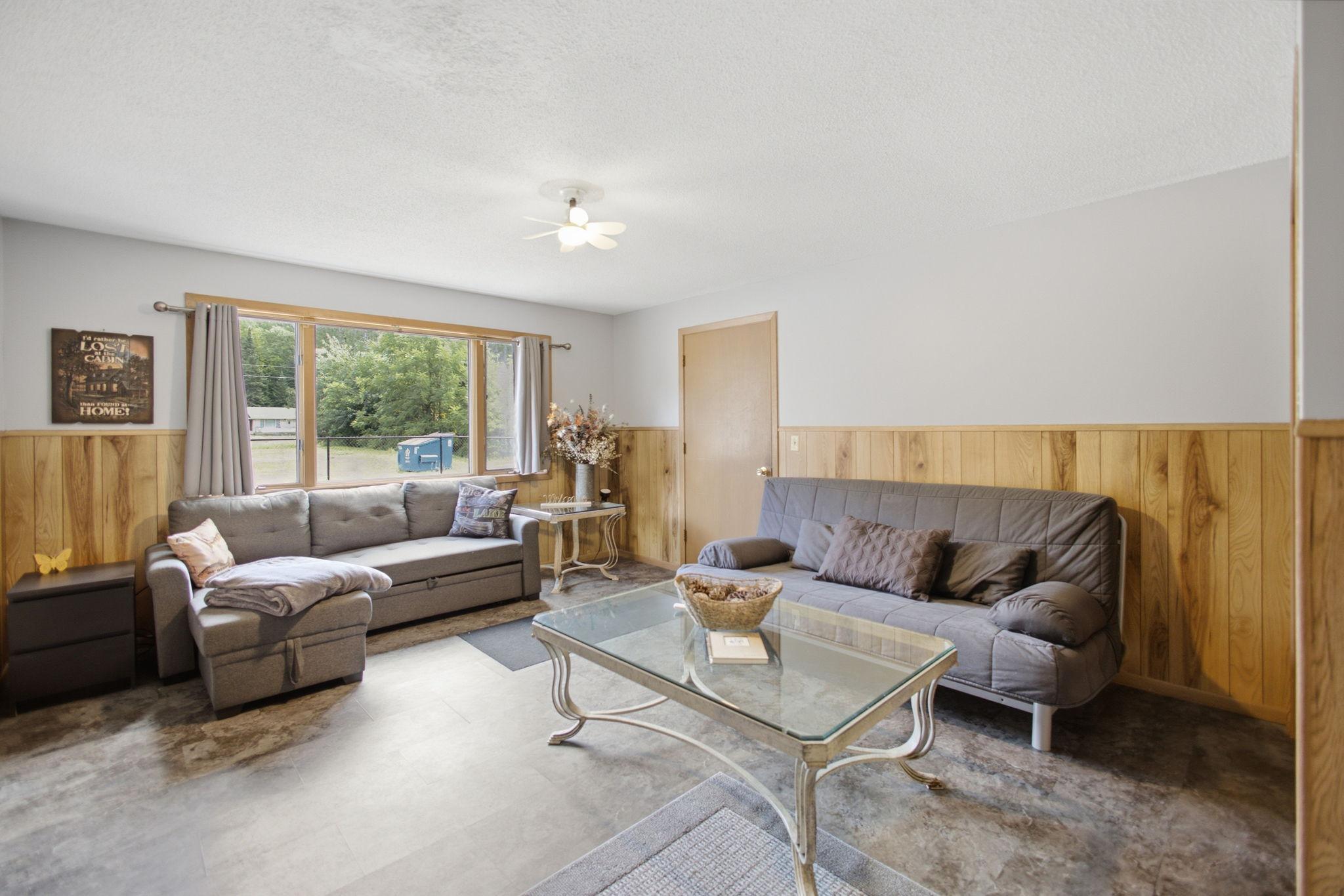 20-web-or-mls-24787-clam-lake-dr.jpg