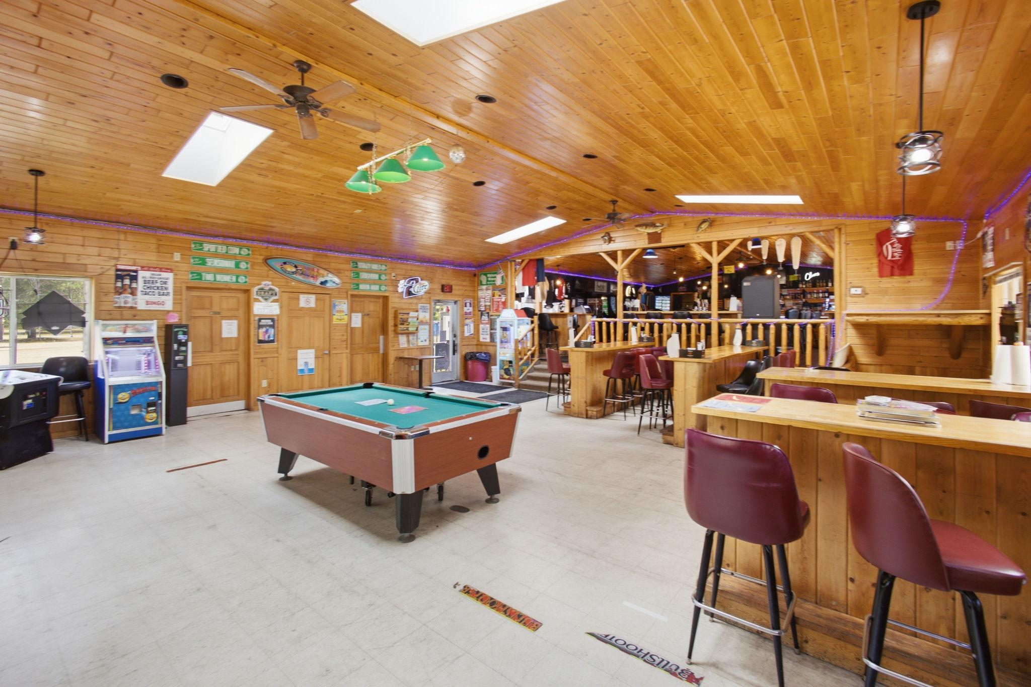 9-web-or-mls-24787-clam-lake-dr.jpg