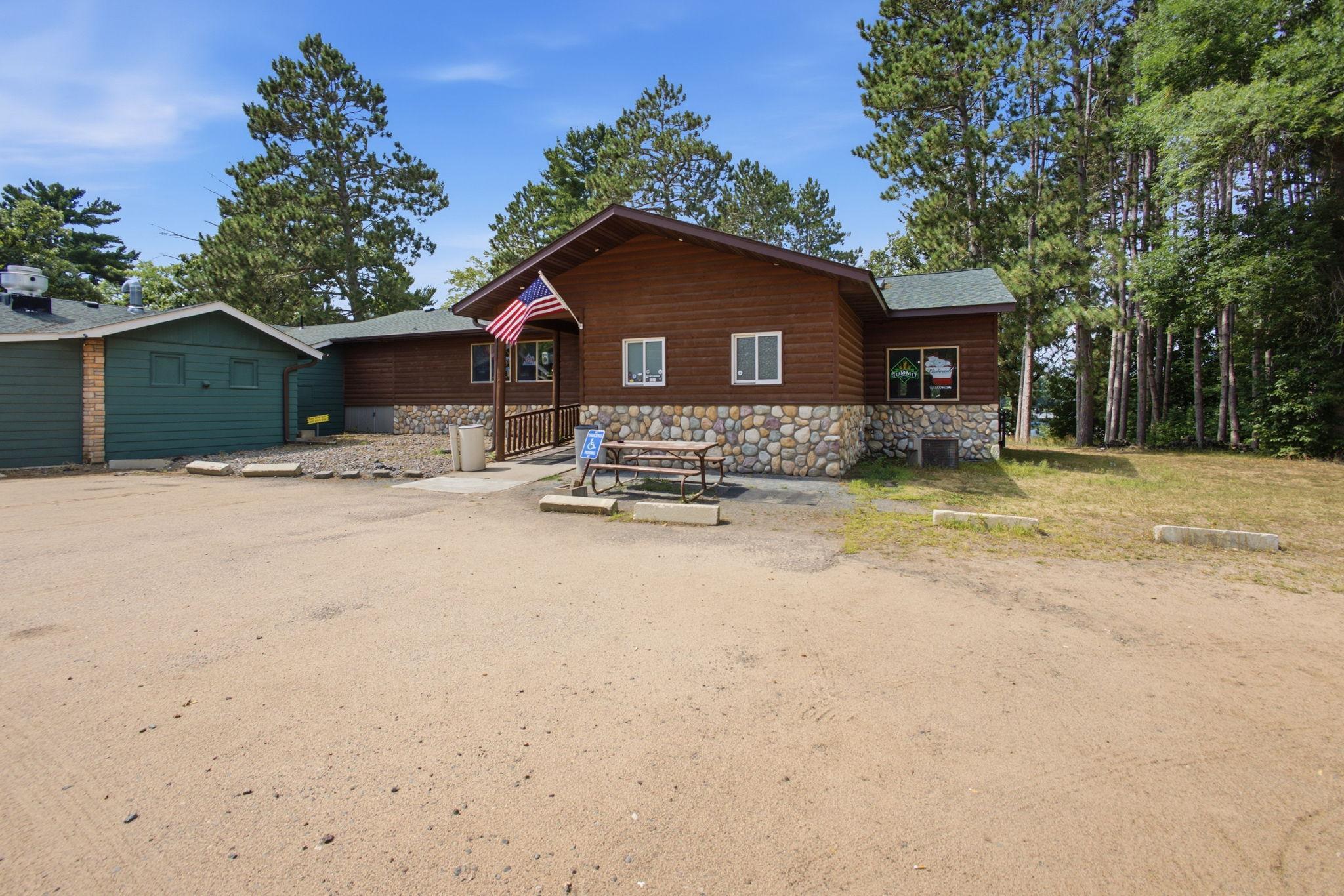 24-web-or-mls-24787-clam-lake-dr.jpg