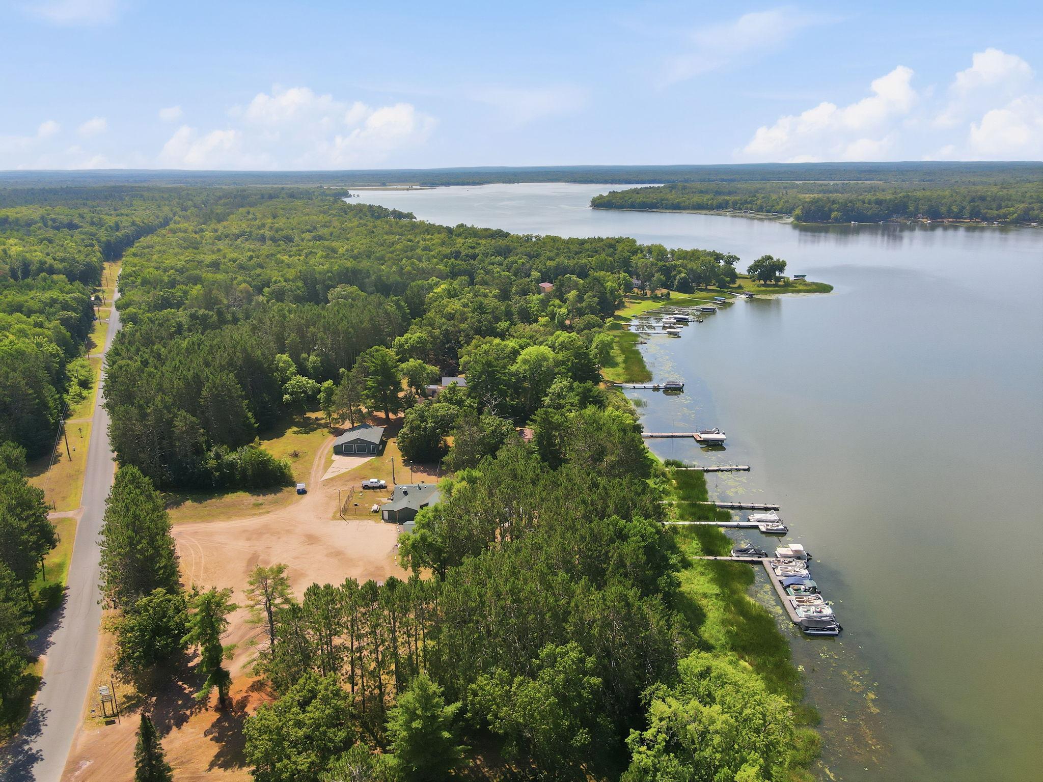 45-web-or-mls-24787-clam-lake-dr.jpg