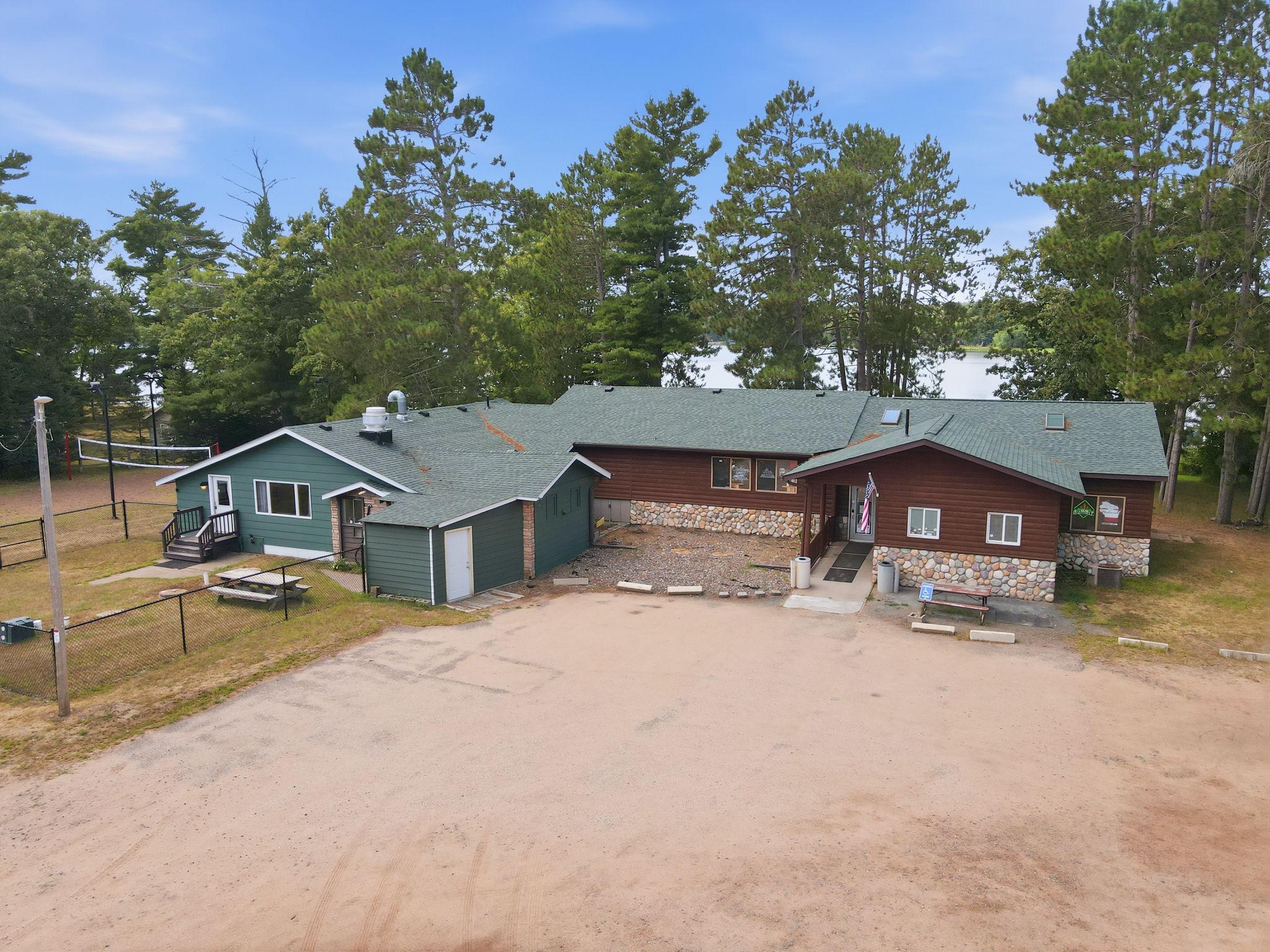 59-web-or-mls-24787-clam-lake-dr.jpg