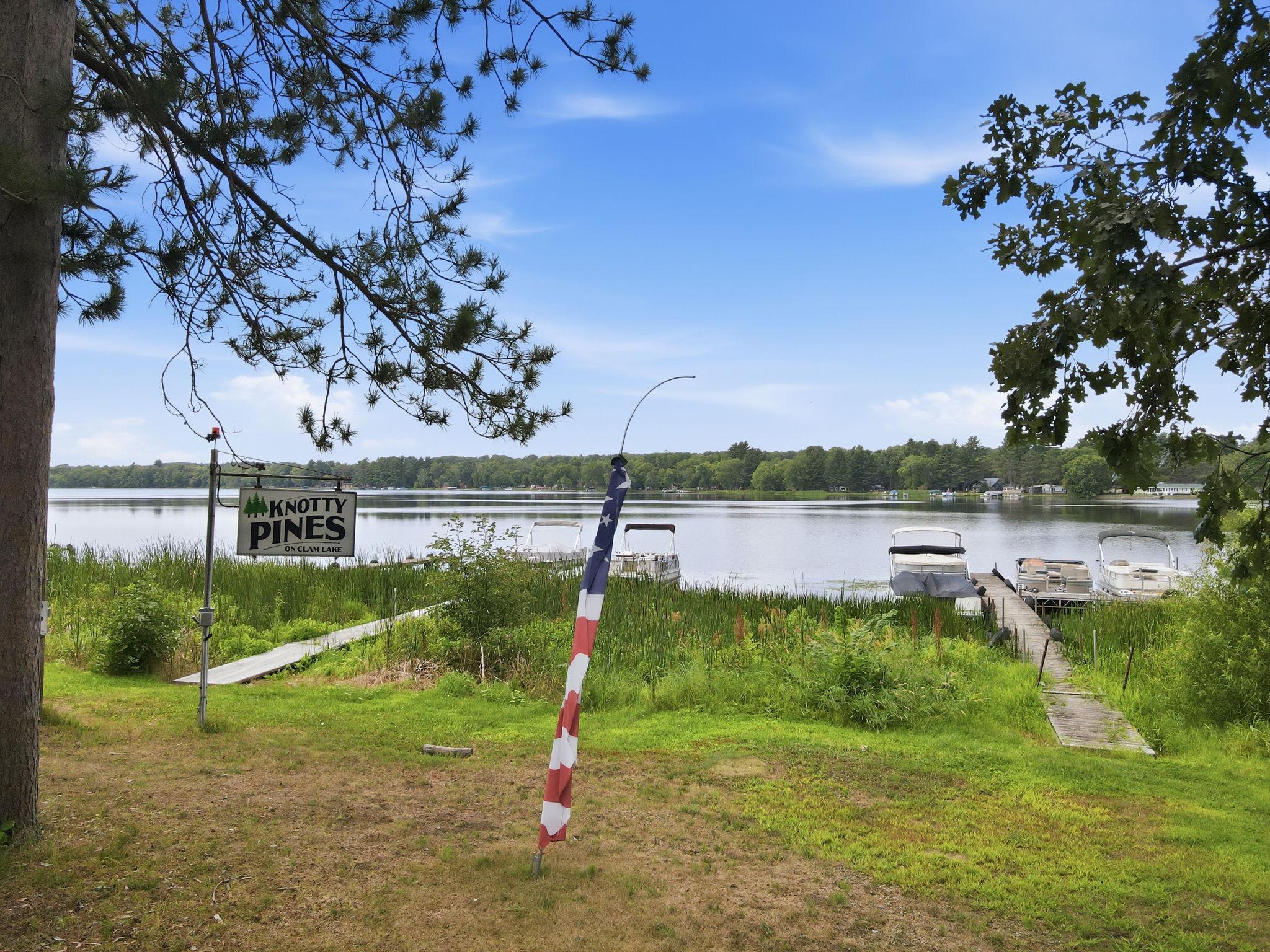 54-web-or-mls-24787-clam-lake-dr.jpg