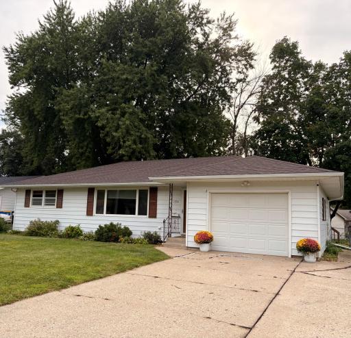1334 Lincoln Avenue, Owatonna, MN 55060