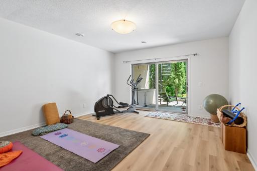 Flexible lower-level bedroom â ideal for guest room, home gym or hobby room