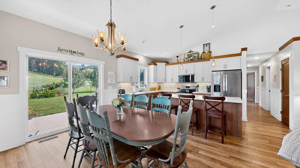 Dining/Kitchen