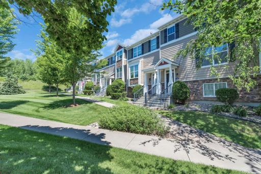 11300 Sand Castle Drive, D, Woodbury, MN 55129