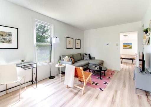 104 Linden St S Image Living room.jpg
