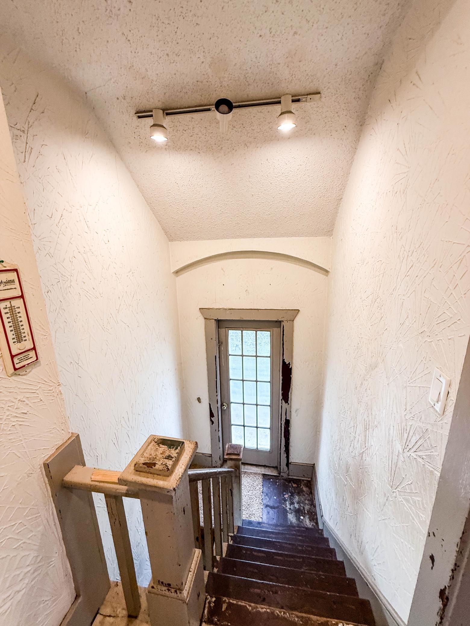 Upper Level