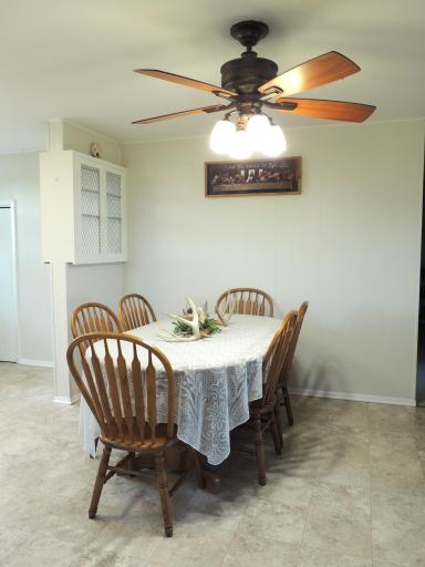 Dining Room.JPG