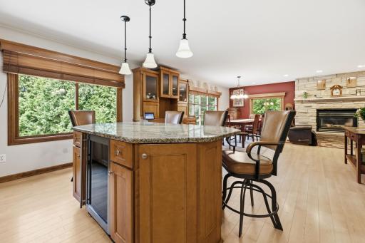 08 kitchen.jpg