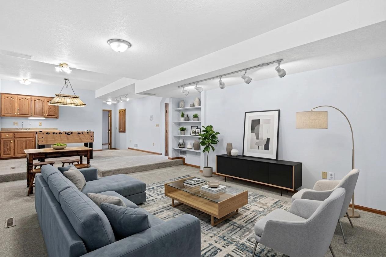 019_Lower Level Recreation Room.jpg