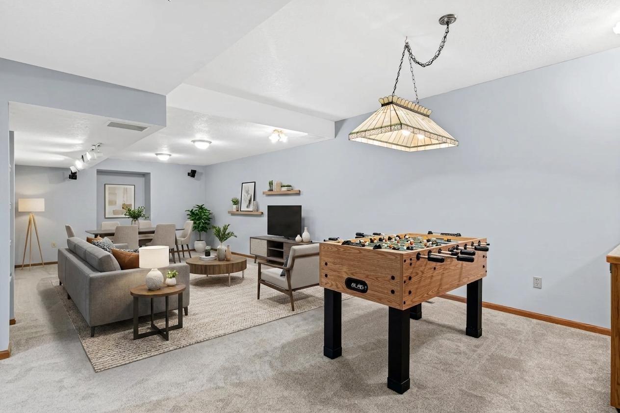 018_Lower Level Recreation Room.jpg