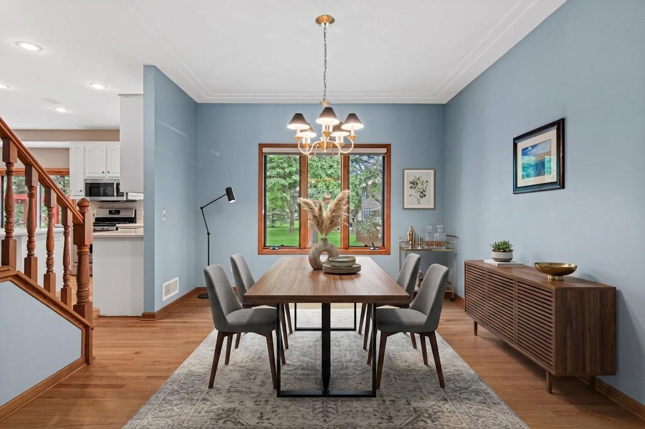 006_Formal Dining Room.jpg