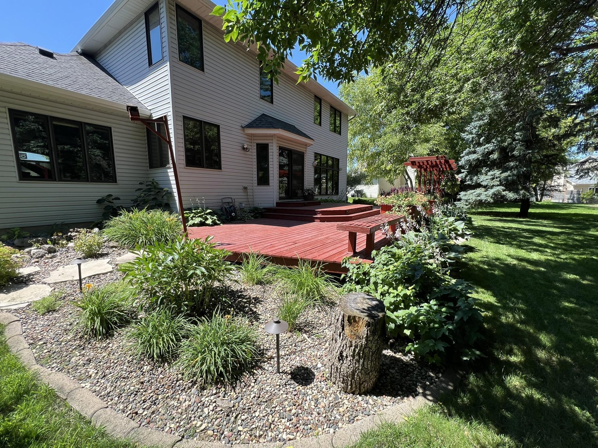 025_Side view of Deck.jpg