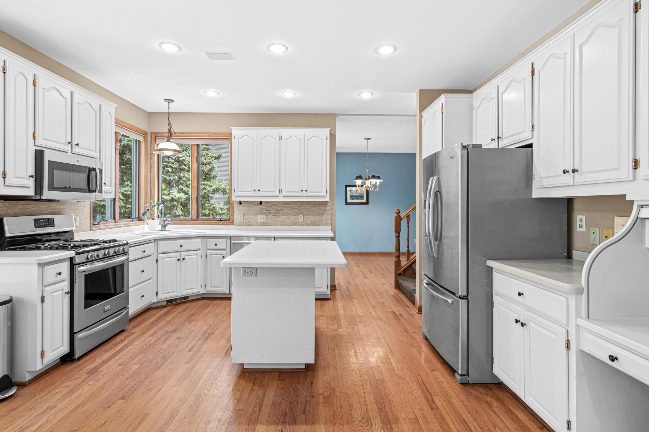004_Kitchen.jpg